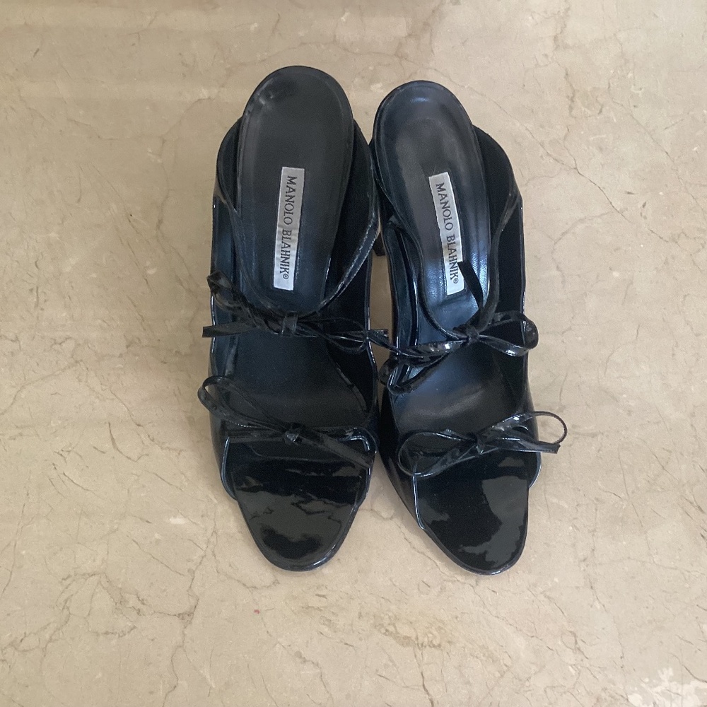 Manolo Blahnik Black Patent Heels